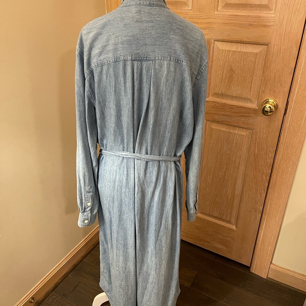 Faherty Tried & True Chambray Midi Shirtdress Women’s Medium - Picture 7 of 17